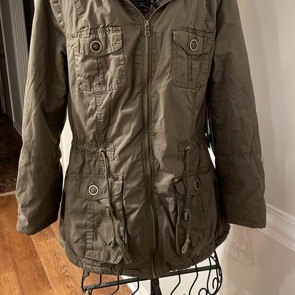 Womens ROYALTY FOR ME Military Green Jacket Faux Fur Womens sz Petite Large NWT - Picture 5 of 16